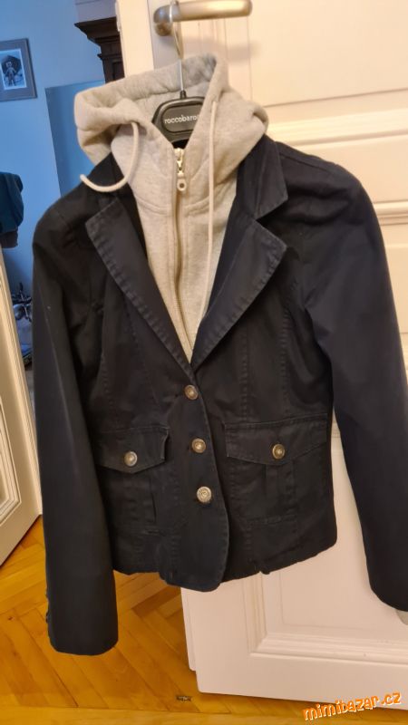 Bunda s všitou mikinou