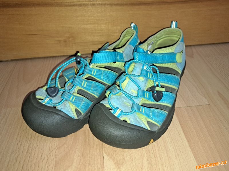 Sandálky Keen
