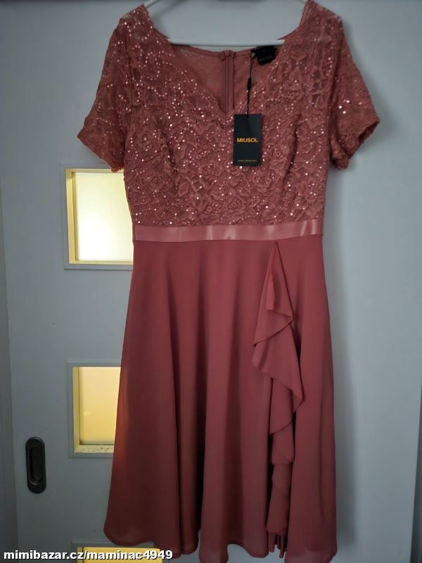 Prodám nové dáms.společenské šaty vel.L