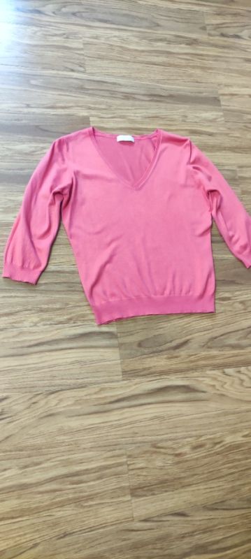 krátký oranžový svetřík vel.40