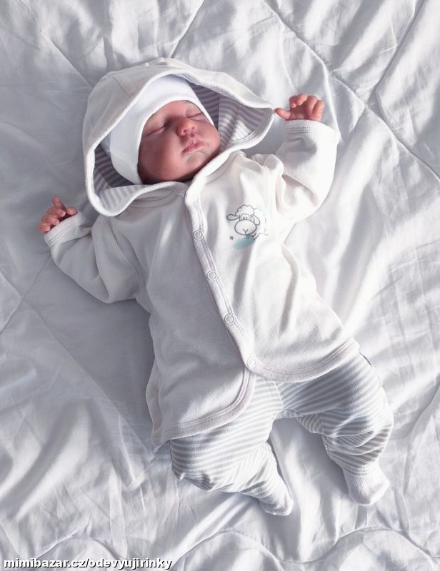 Soupravička s ovečkou