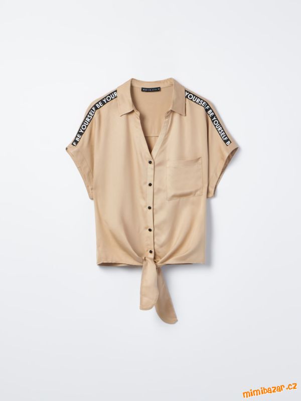 BÉŽOVÁ KOŠILE Z VISKOZY