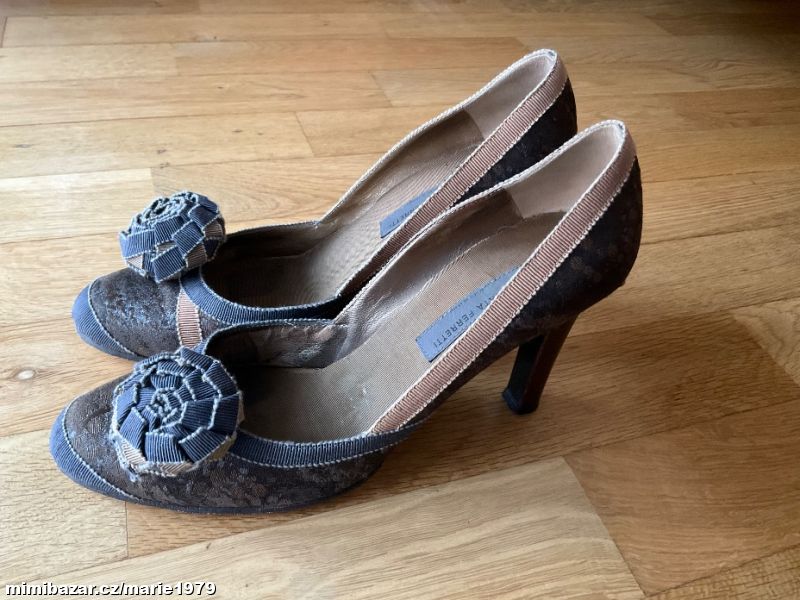 Lodičky na podpatku šedé