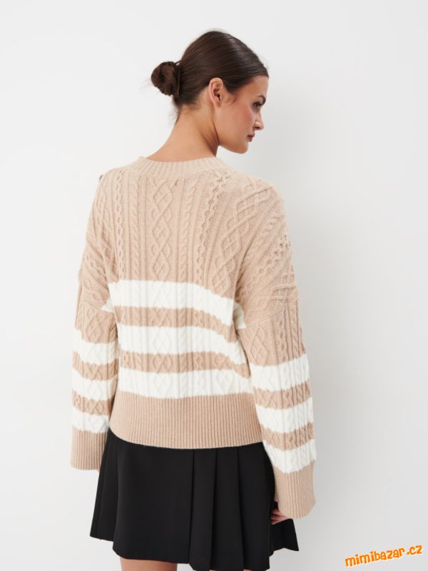 PRUHOVANÝ SVETR BÍLO-BÉŽOVÝ