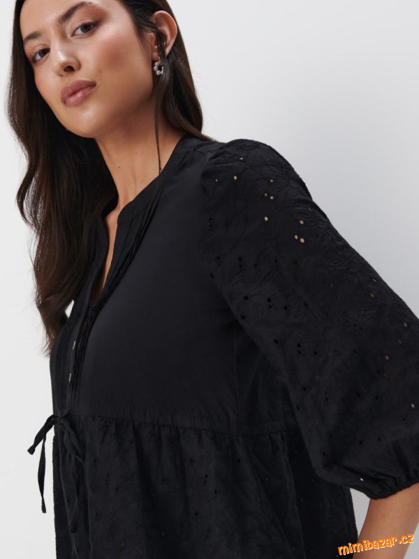 ČERNÁ BAVLNĚNÁ HALENKA