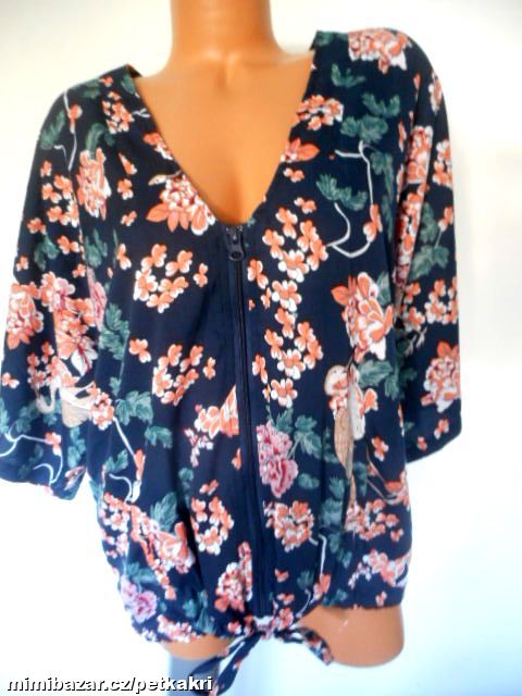tmavěmodrá květovaná tunika uk 16