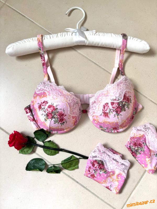 PIERRE CARDIN Luxusní podprsenka Push-up 70-75/B