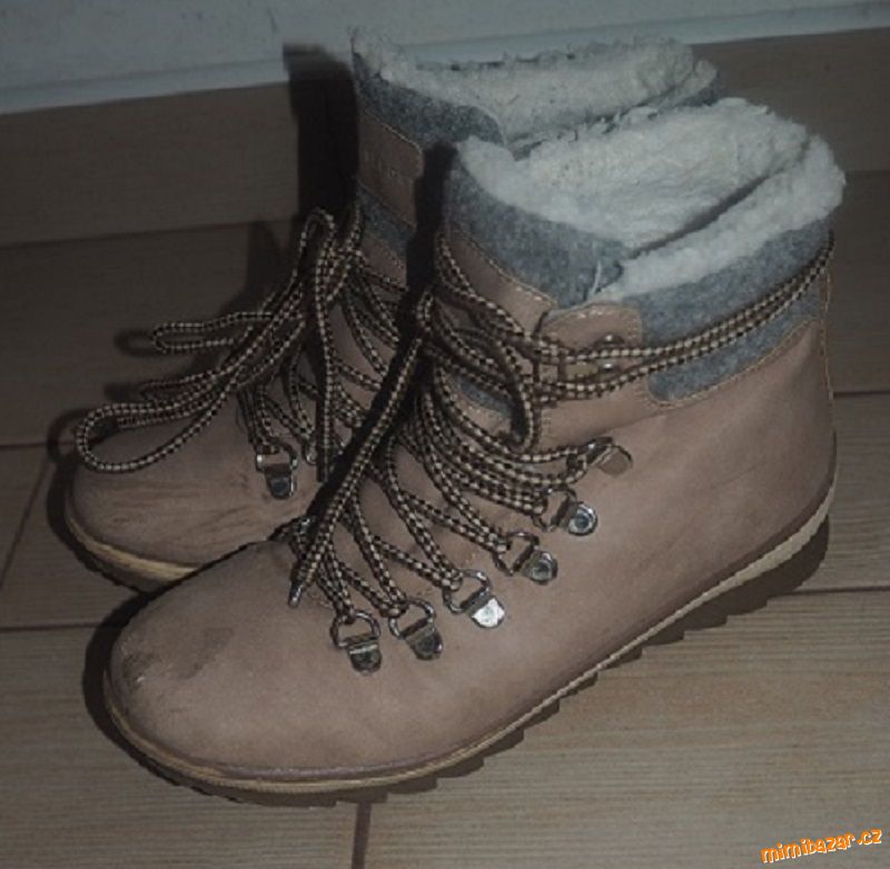 Obuv zimní vel. 36 zn. Westport
