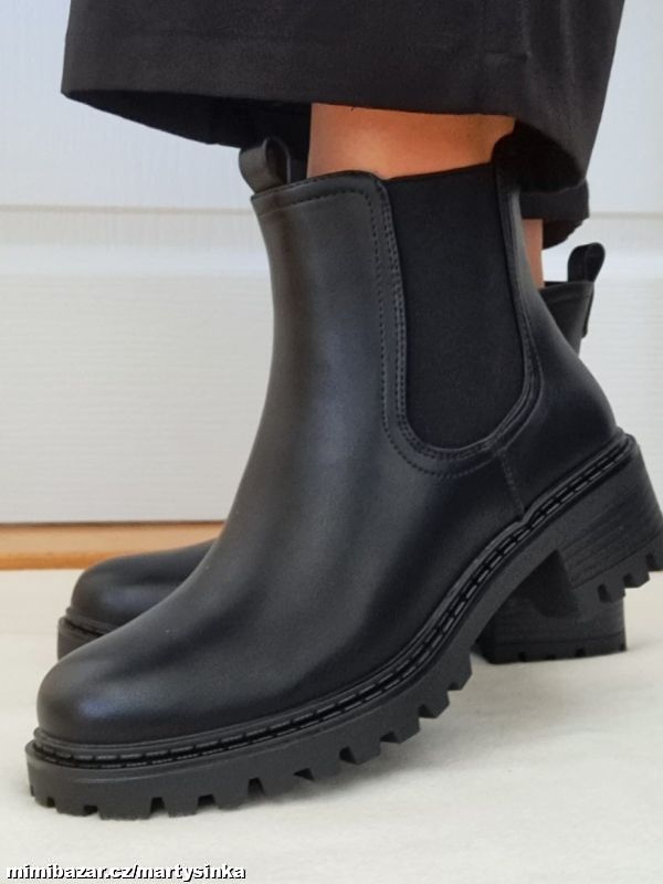 Chelsea boots / trendy nízké kozačky PODZIM 2025