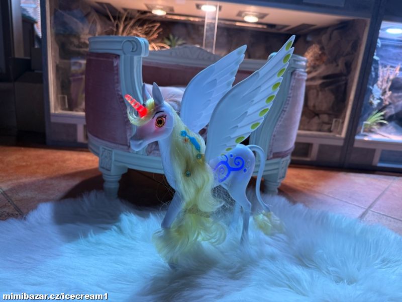 Jednorožec Mia and Me