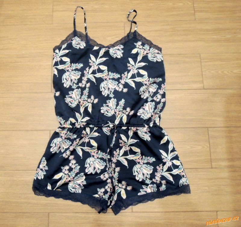 Pyžamový overal Etam