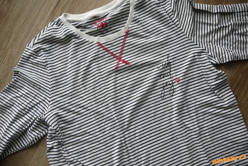 Noční košile, v. 170/176