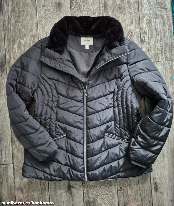 Sytě černá zimní bunda TCHIBO-46