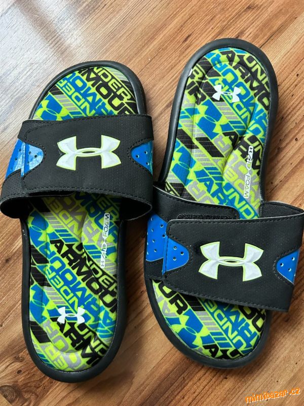 Pantofle Under Armour PC 899 kč