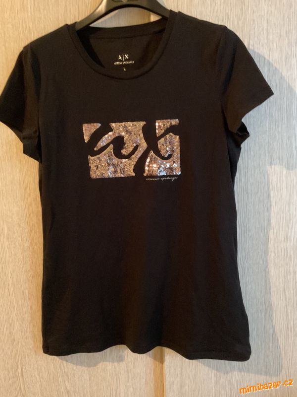 Černé triko tričko