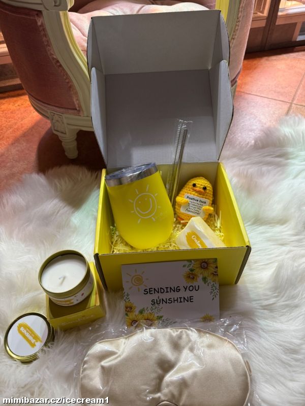 Žlutá dárková sada s hrníčkem a doplňky