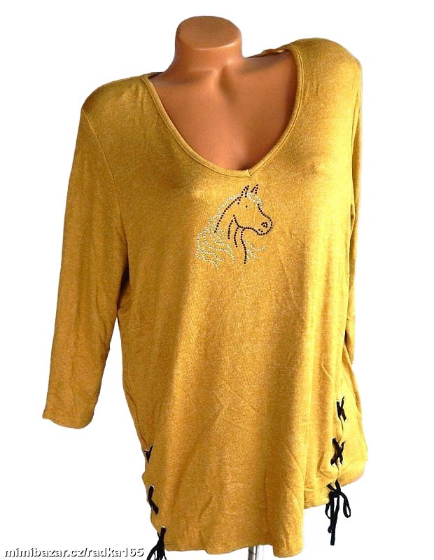 Heboučký svetřík s koníkem vel.48