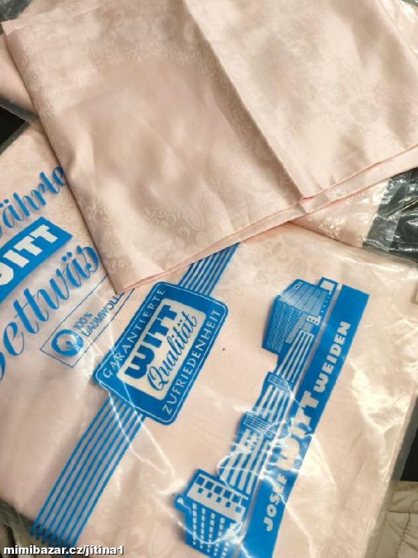 damaškové povlečení na 2 postele růžové