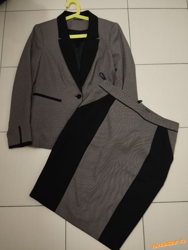 Kostýmek s podšívkou, sako a sukně n.ove