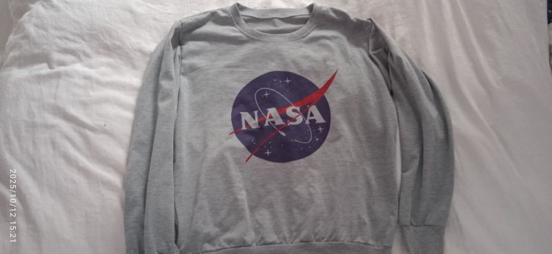 Mikina NASA