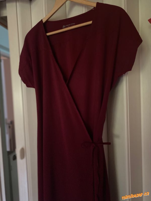 Zavinovací šaty Alpine pro 40/42❤️