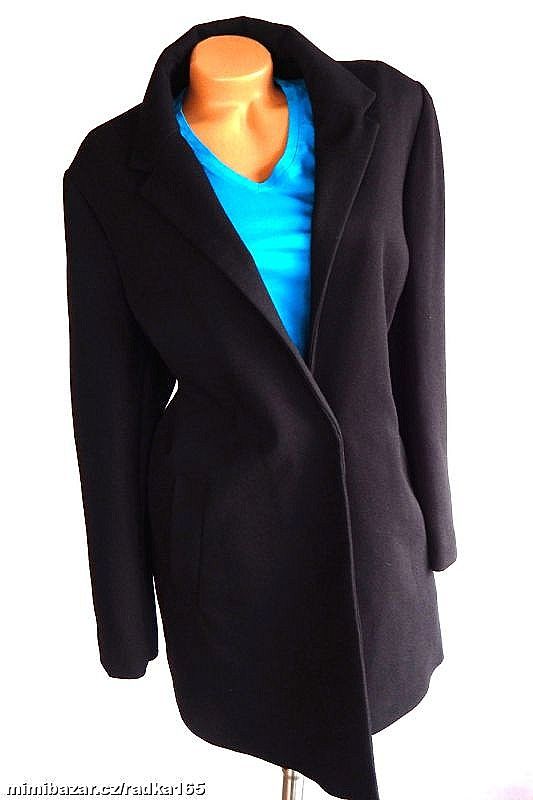 Teplejší černý kabát vel.48 ...outlet