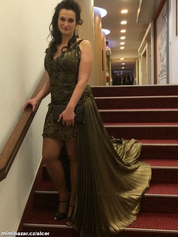 ★★★LUXUSNÍ SPOLEČENSKÉ ŠATY★★★