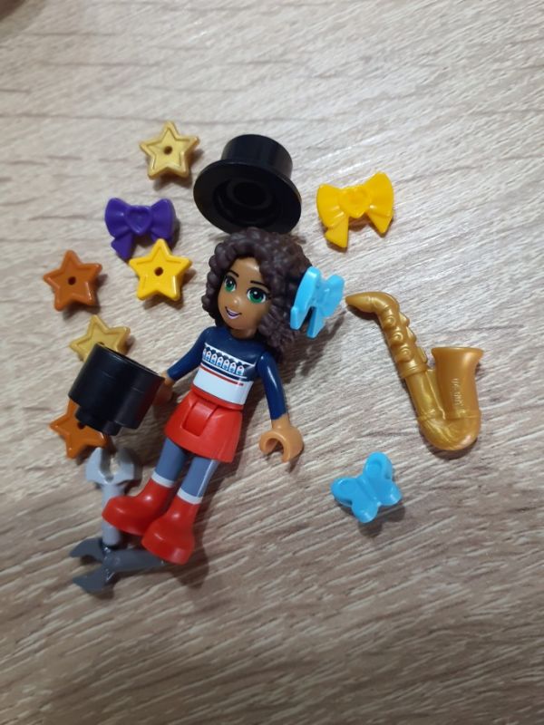 LEGO panenka a příšlušenství Friends