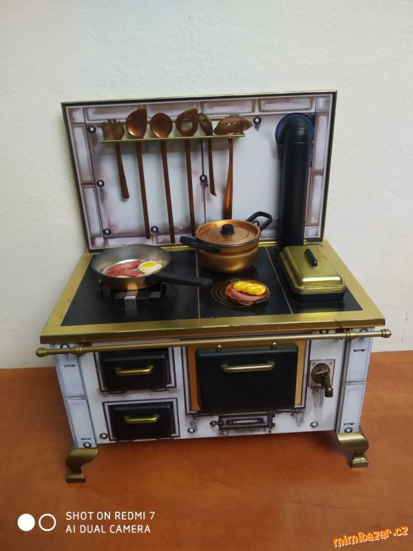 Kamna plechová sporák pro sběratele nábytek jídlo