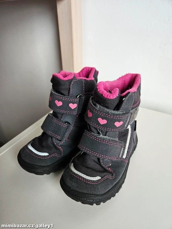 Zimní boty Superfit, vel. 24, stélka 15 cm