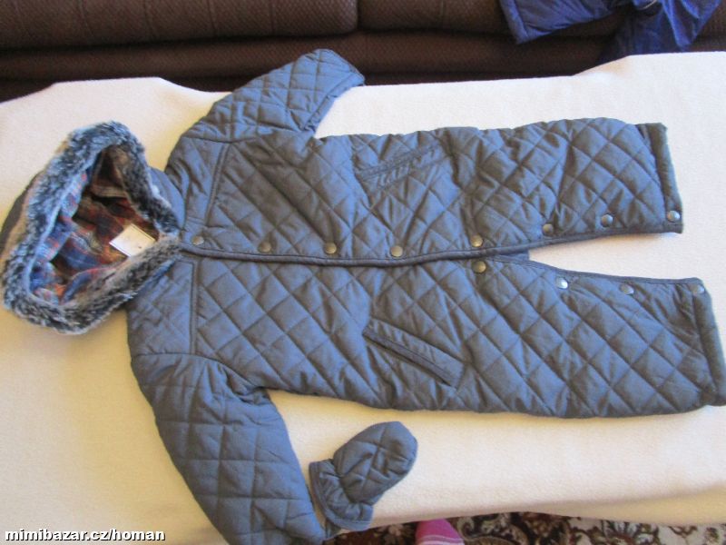 Nová pěkná zimní kombinéza M-S, snadné oblékání