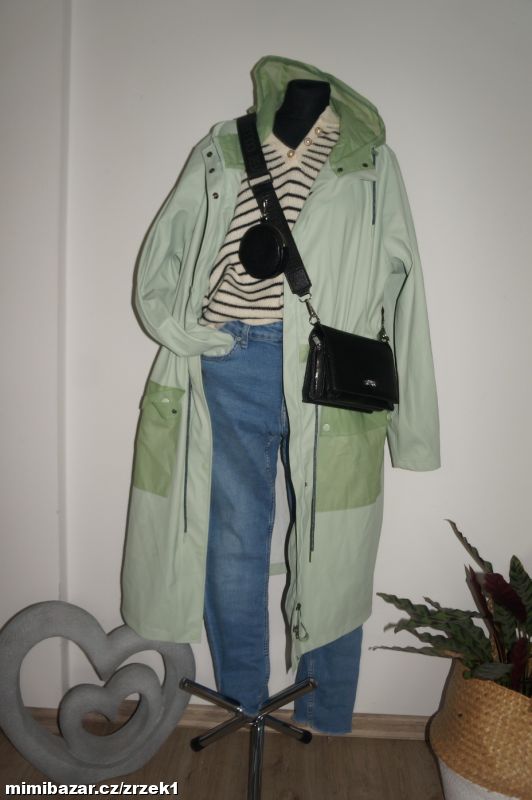 TCHIBO kabátek do deště vel.48/XXL