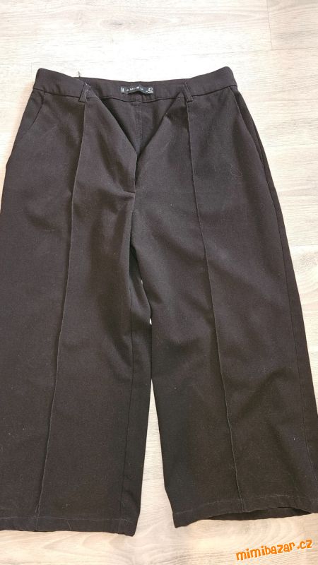Černé 3/4 kalhoty ke kozačkám Amisu 42/ L-XL