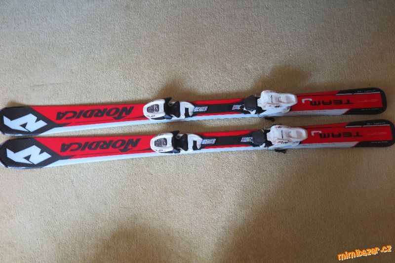 Dětské lyže 130, zn. Nordica