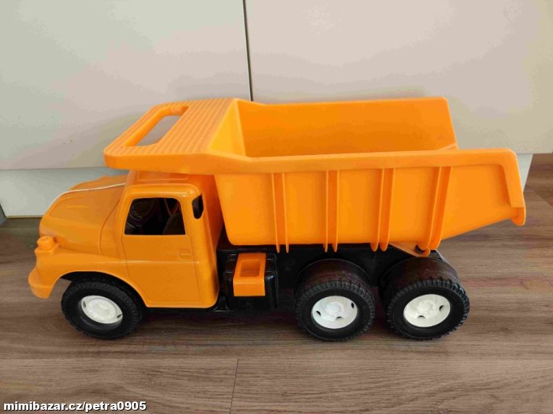 Auto Tatra plast 73 cm oranžová T148