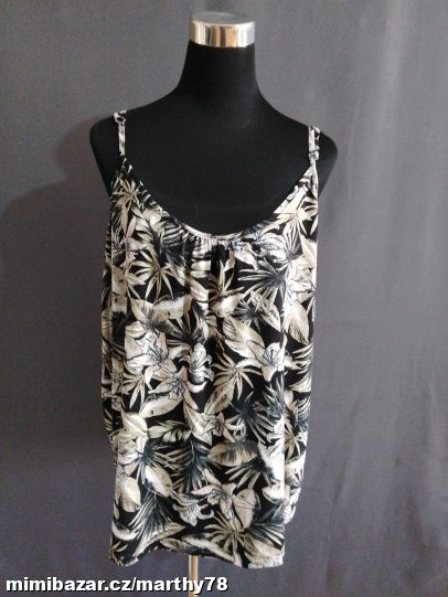 *** KRÁSNÝ DÁMSKÝ VZOROVANÝ TOPÍK, VEL.XXL ***