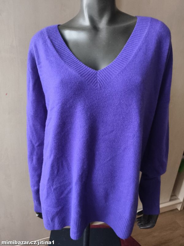 Kašmírový svetr fialový vel XXL