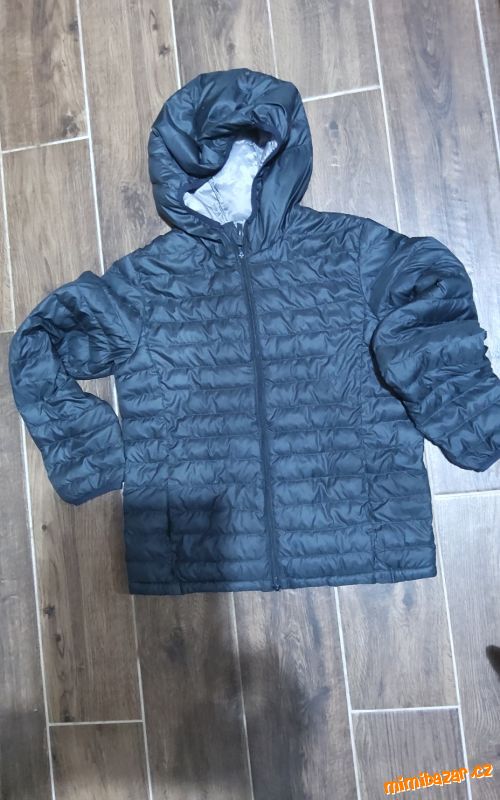 Prošívaná přechodová bunda