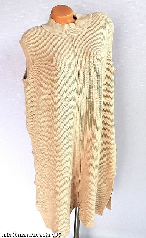 Měkoučká pletená vesta s rozparky vel.48