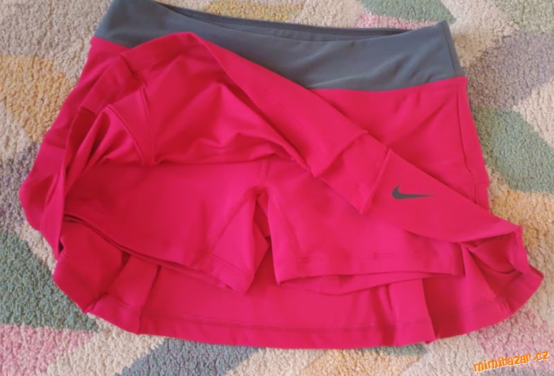 Sportovní sukně Nike Dri-Fit s všitými kraťasky