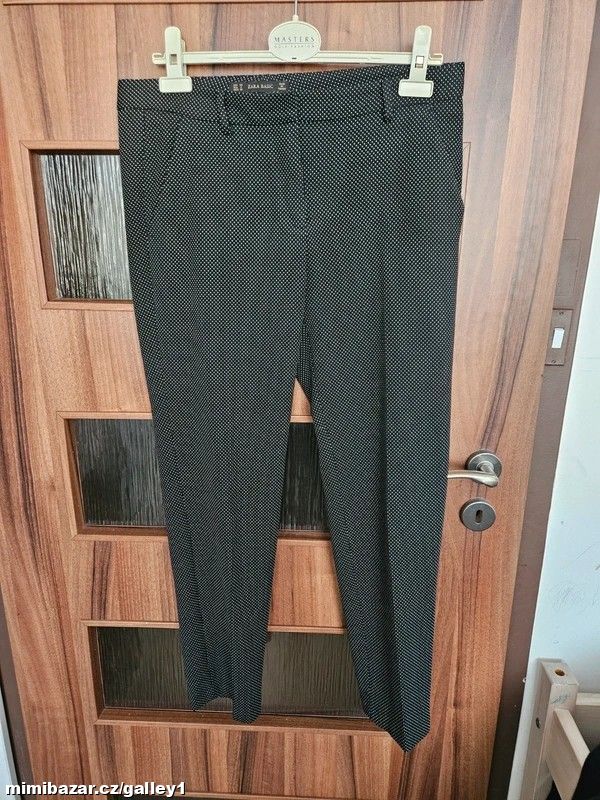 Kalhoty Zara, vel. 40