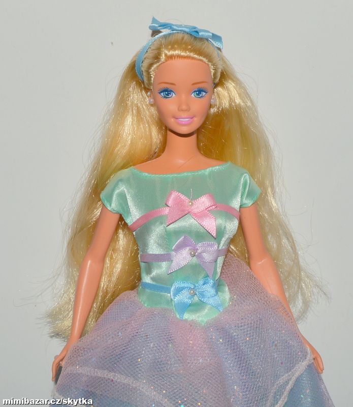  + + + SBĚRATELSKÁ PANENKA BARBIE + + + 