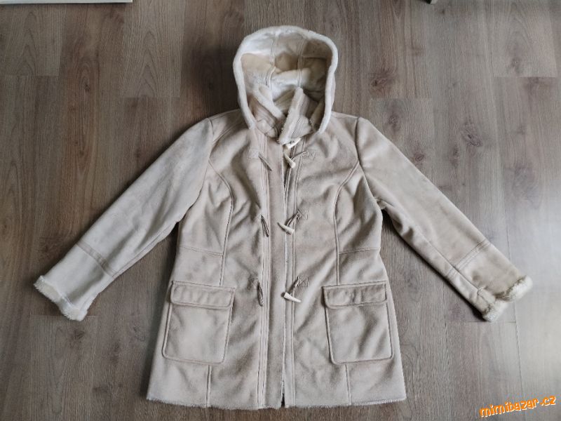 Dámský kabátek s kožíškem vel 46