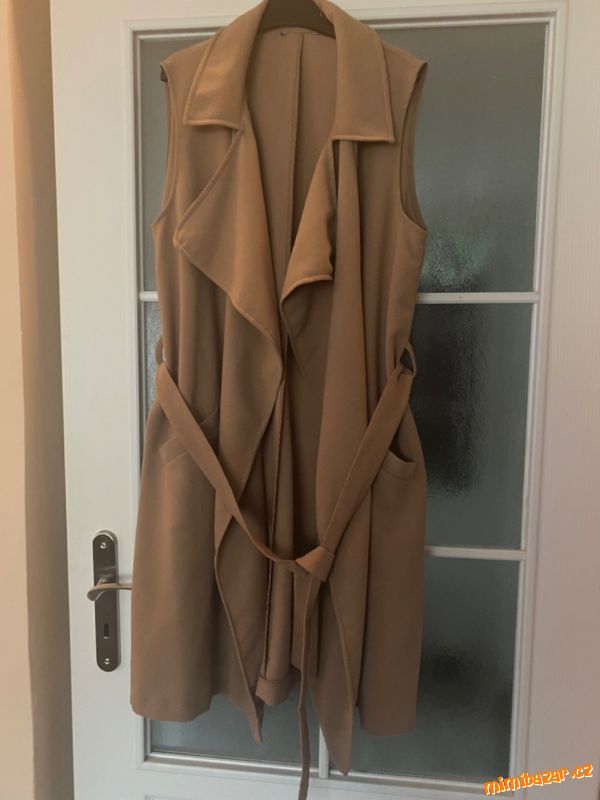 Krásná delší vesta ❤️42/44