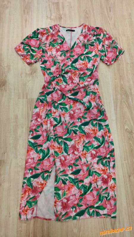 Dlouhé šaty Mohito