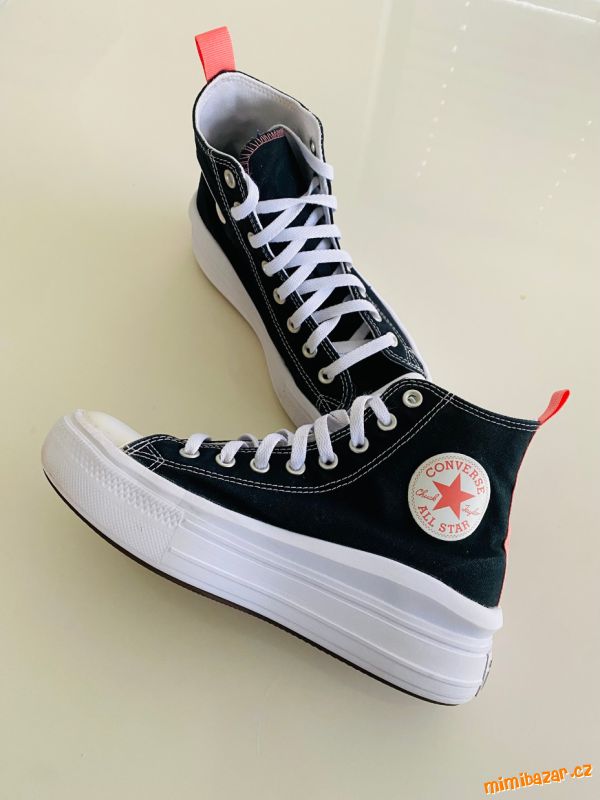 Kotníkové tenisky Converse, vel. 40