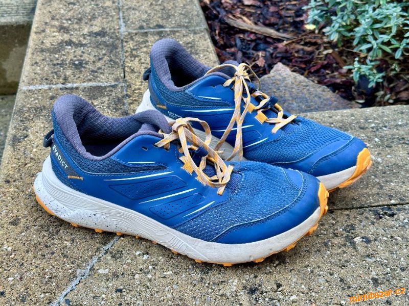 Sportovní běžecké boty