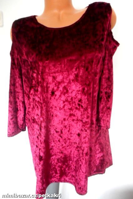 sametový top s průstřihy vel L naše 44