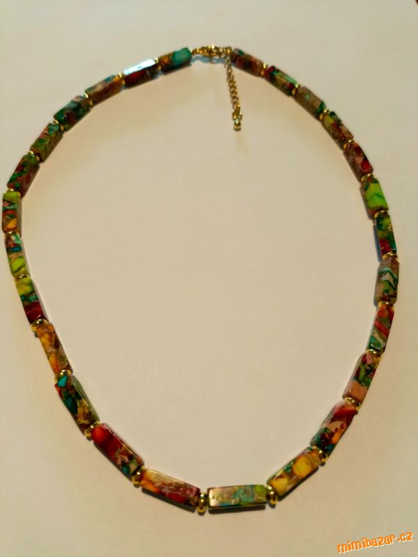 Dámský náhrdelník -kámen