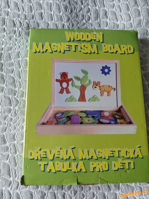 Dřevěná magnetická tabulka pro děti